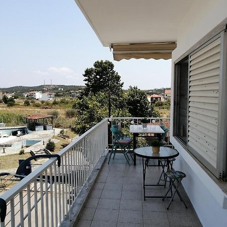 Elef Apartment Paralia Dionisiou Exterior foto