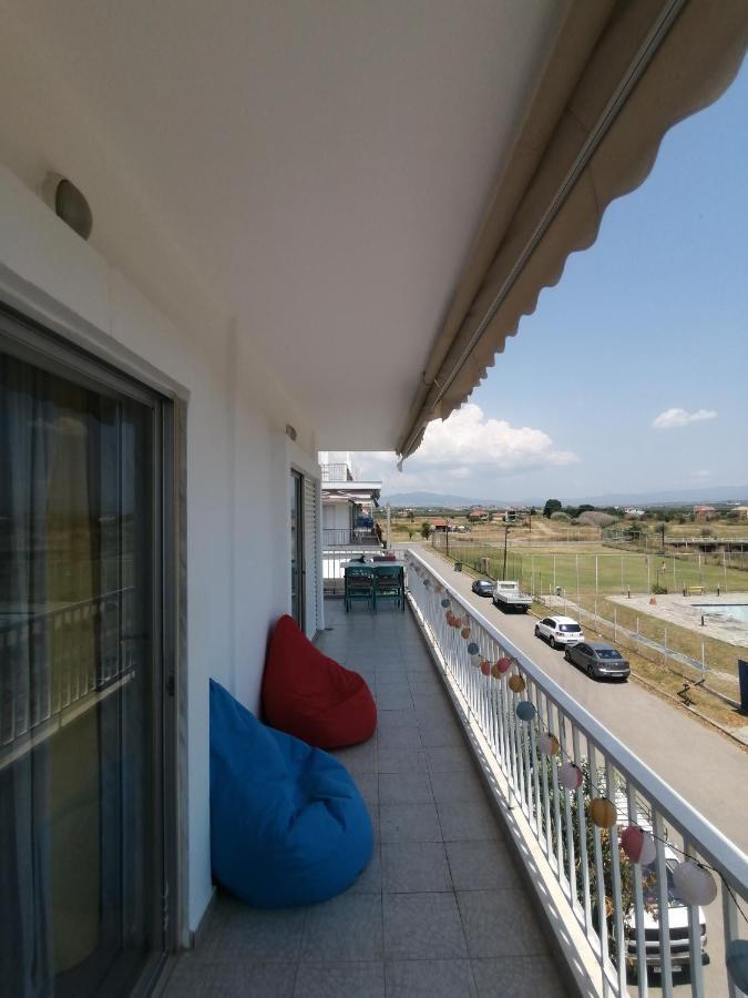 Elef Apartment Paralia Dionisiou Exterior foto